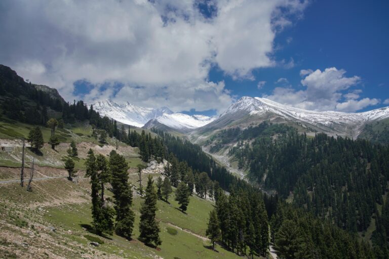 offbeat places in Kashmir