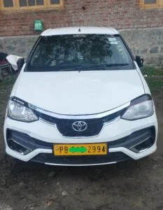 srinagar taxi service